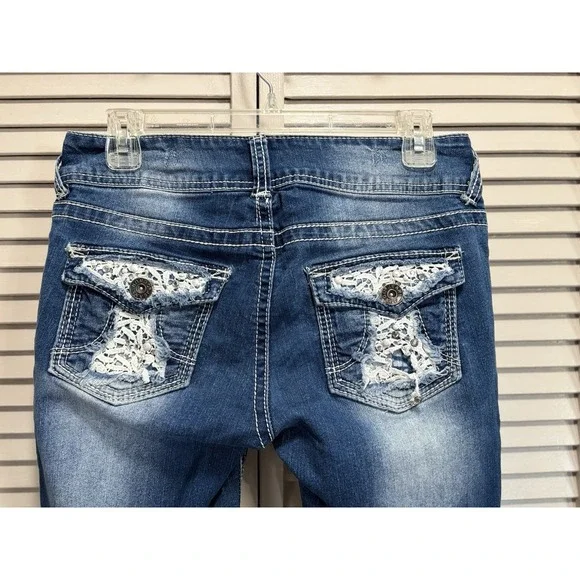 Bongo Skinny Crochet Sequins Med Wash Denim Jeans Size 7 Low Rise Pockets - Picture 5 of 8
